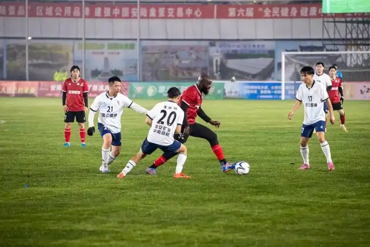 欧洲联赛：沙尔克04 VS RB莱比锡